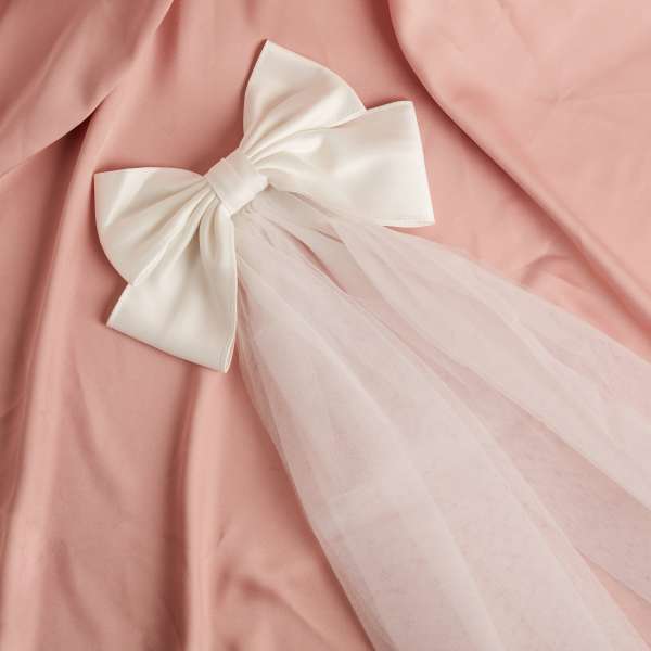 Luxury Tulle Bow Veil